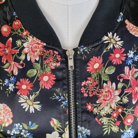 No Boundaries Black Floral Poly Zip Bomber Jacket Size Jr. 11-13 Fits Women M - Picture 7 of 10